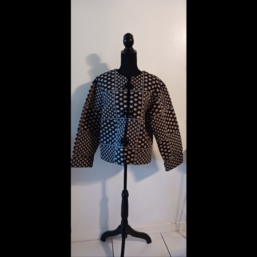 Lanne Marie, size medium, black and off white jacket